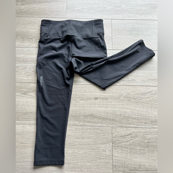RYU - 3/4 leggings - black - size:S - Picture 3 of 3